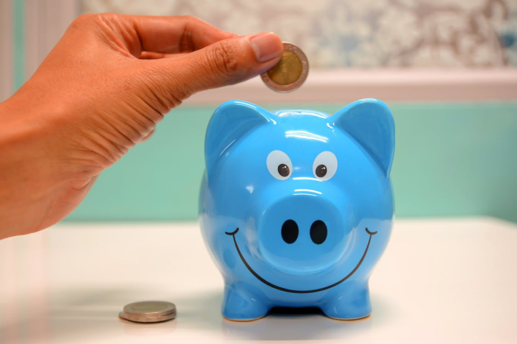 child college fund, build college savings, college fund tips, saving for college, best college savings plans, college funding strategies, family college savings, college fund investment, college savings accounts, college cost planning